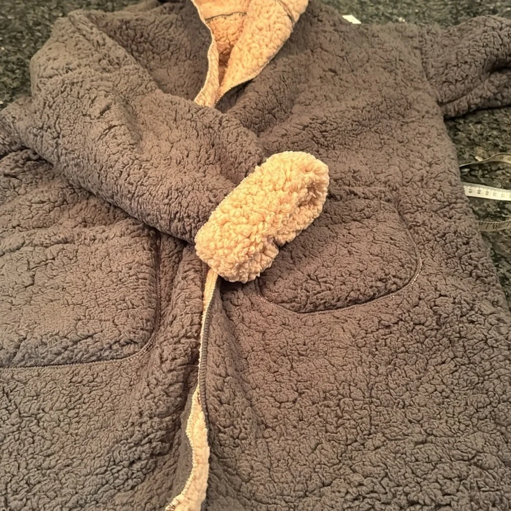 I Believe oversized warm and cozy hooded jacket shaket or sweater L/XL NWT